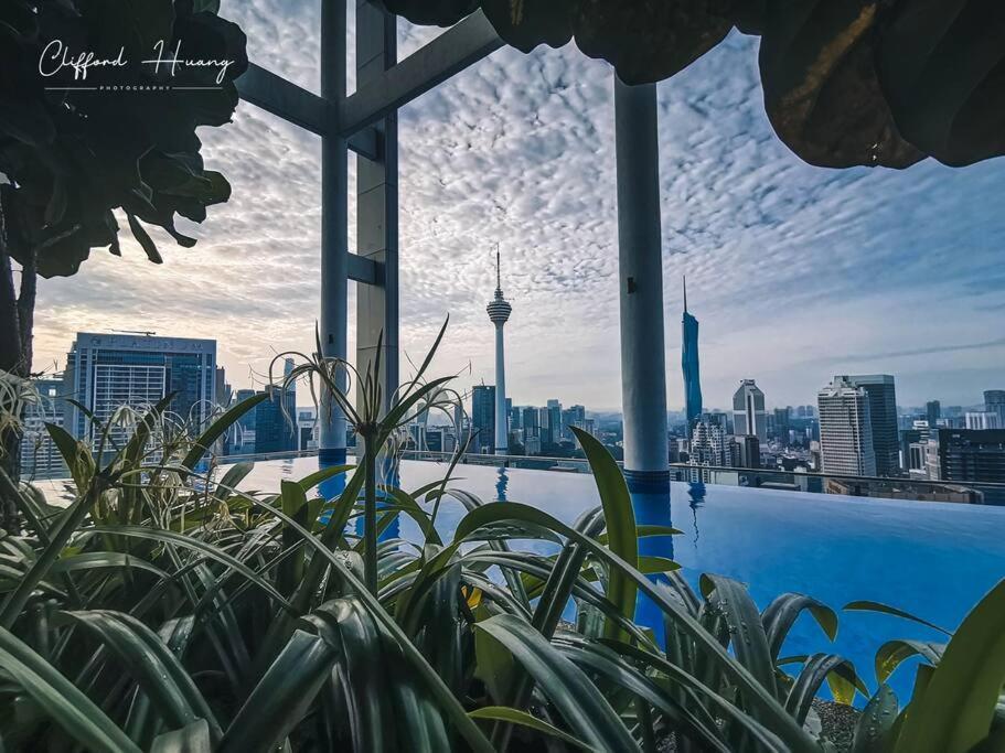 The Colony By Infinitum Best Pool View Klcc Trx Merdeka 118 Kl Tower Kuala Lumpur Dış mekan fotoğraf