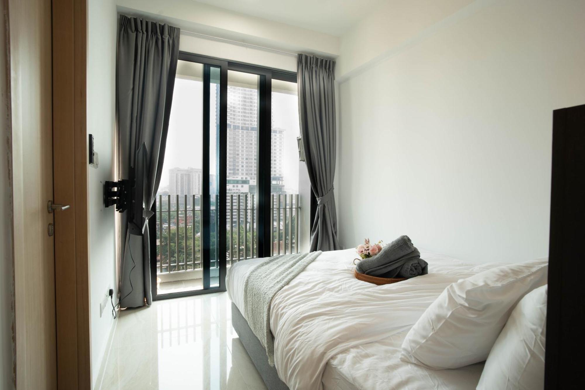 The Colony By Infinitum Best Pool View Klcc Trx Merdeka 118 Kl Tower Kuala Lumpur Dış mekan fotoğraf